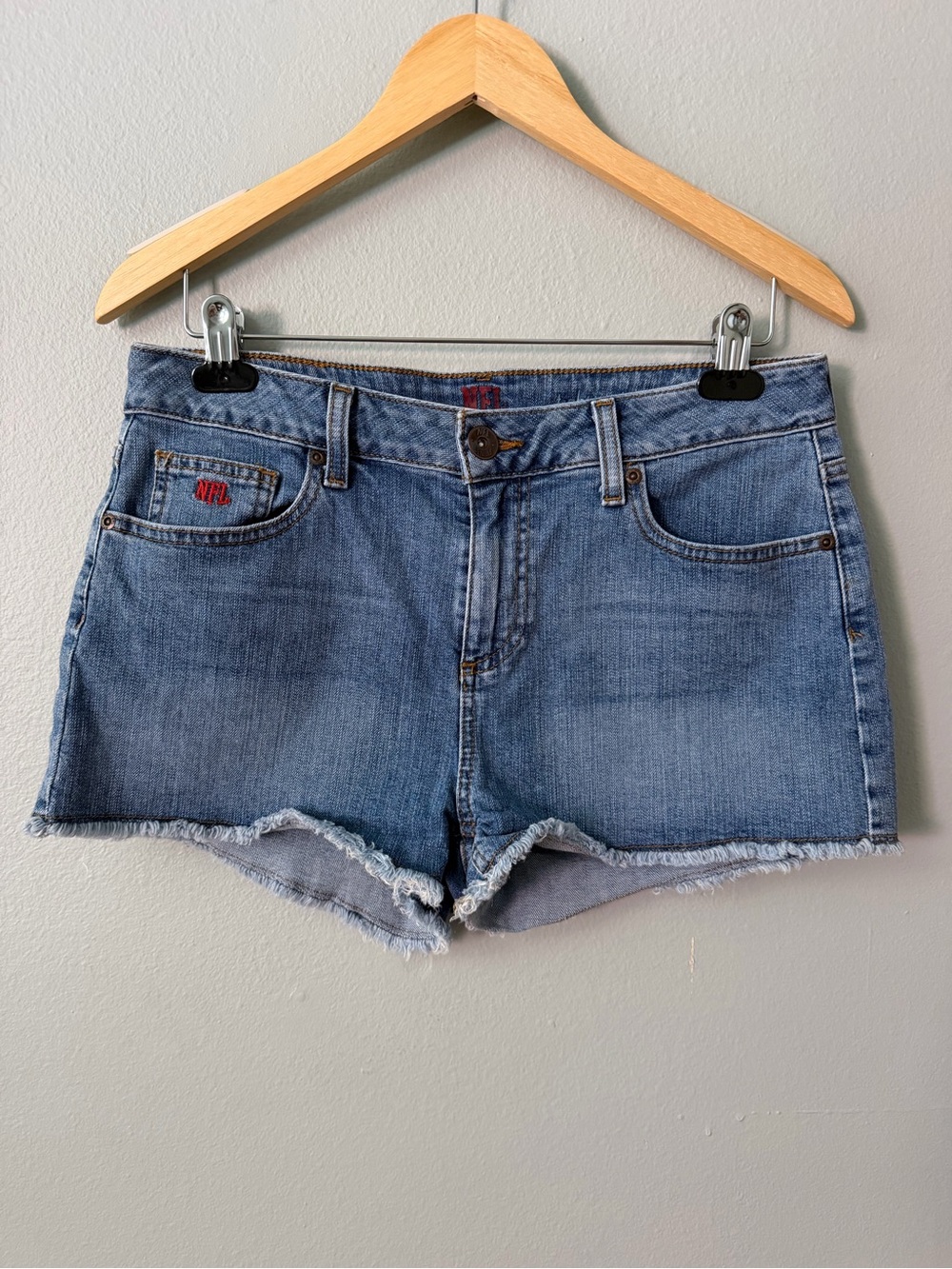 NFL Green Bay Packers Denim Cutoff Shorts Women’s Size 12 Frayed Hem